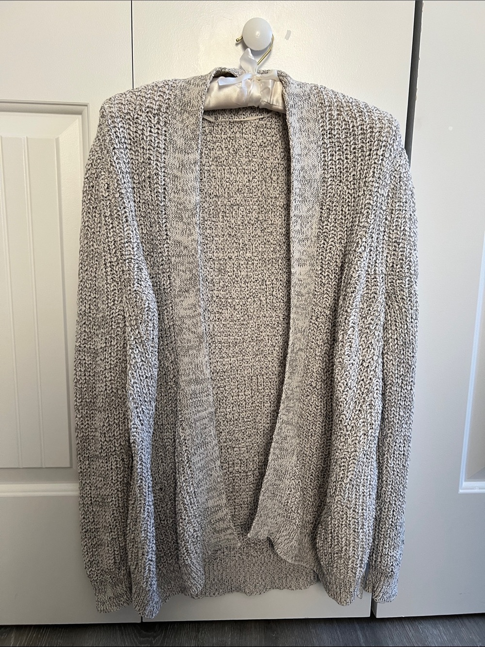 Uniqlo Gray Open-Front Cozy Knit Cardigan